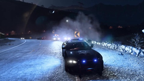 极品飞车复仇怎么操控[图1]